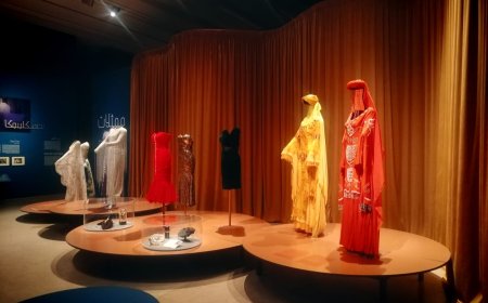 بين منديل أم كلثوم، أزياء صباح.. وصوت فيروز... حنينٌ يخطو  على أطراف النغم