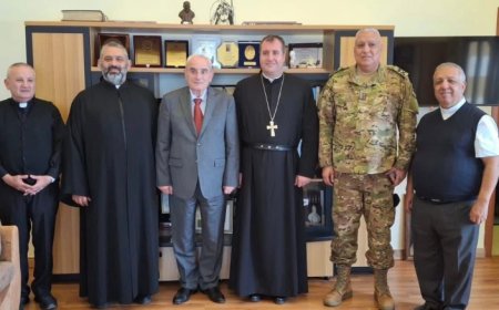 الرئيس العام للرهبانية المارونية استقبل وزير الدفاع