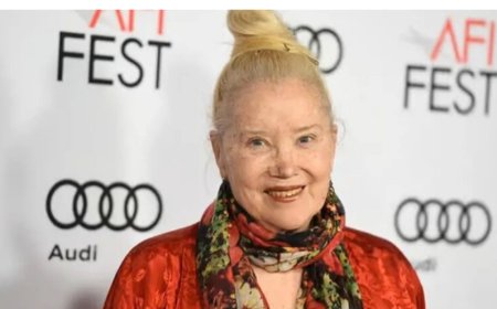 وفاة الممثلة سالي كيركلاند