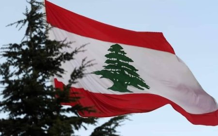 مزيد من المعايدين بالاستقلالمزيد من المعايدين بالاستقلال