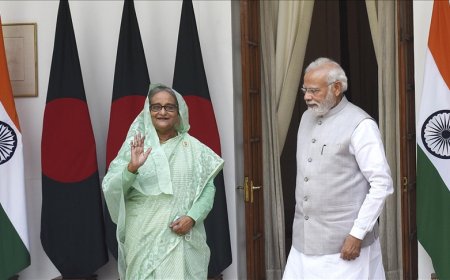 بنغلادش للهند: سلمونا الشيخة حسينة