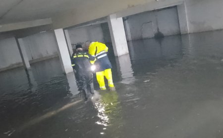 الدفاع المدني: سحبنا مياه السيول من مبنى وزارة العمل ومراكب من وسط الطرق في برج البراجنة والشويفات ونفق خلدة