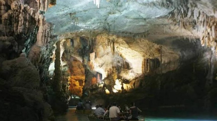 بعد زفاف مغارة جعيتا.. كيف علقت وزارة السياحة؟