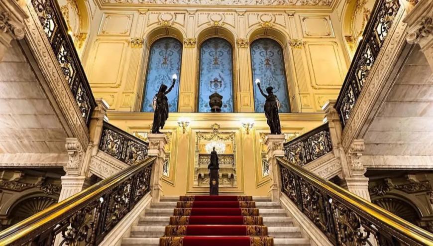 القاهرة تتألق ملكيًا: مصر تستضيف لأول مرة حفل "الغراند بول"