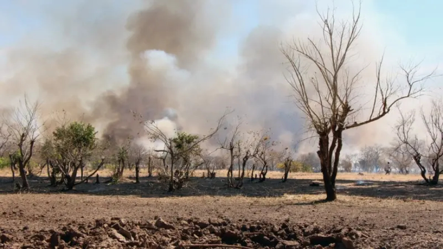 تطورات متسارعة في السودان.. قصف بالمسيرات على الخرطوم والجيش سنستمر بالصمود