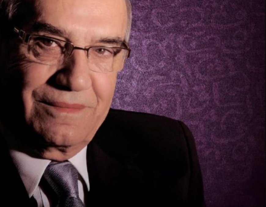 تكريم الشاعر موسى زغيب بوسام الاستحقاق اللبناني الفضي