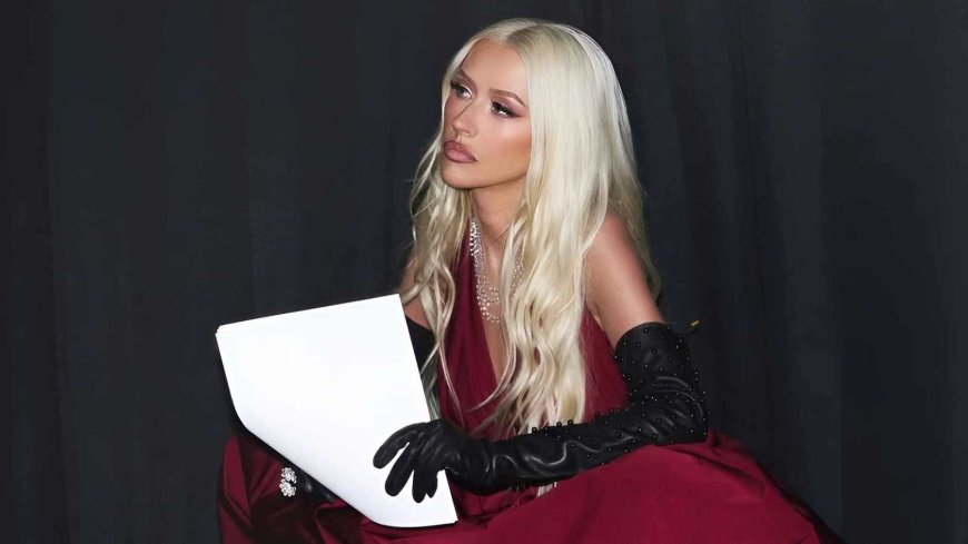 عودة أسطورية ل كريستينا أغيليرا  في الاتحاد أرينا