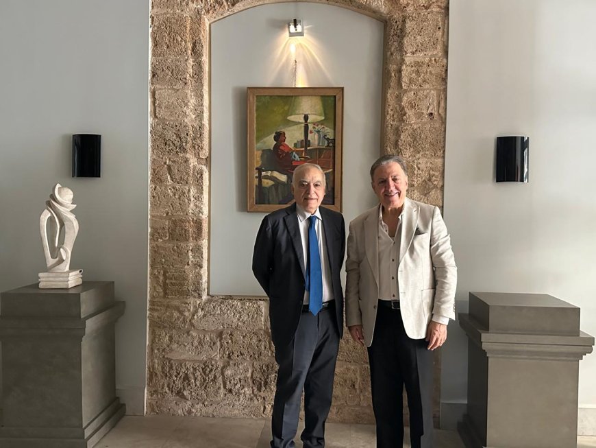 لقاء وزير الثقافة  و الشاعر شوقي بزيع لإطلاق مهرجان للشعر العربي