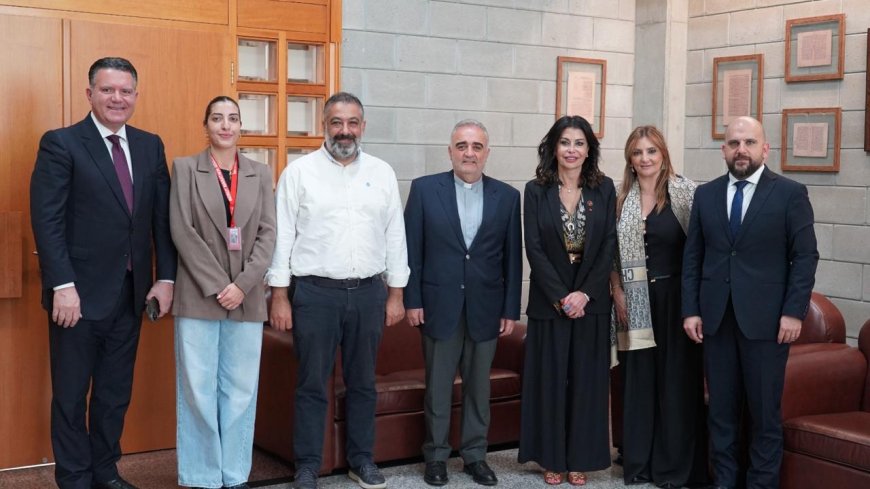 مذكرة تفاهم بين جامعة سيدة اللويزة وبيروت ماراثون للتعاون في المجال الرياضي