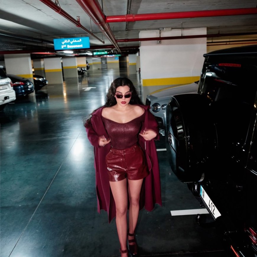 البرغندي لون الفخامة الذي خطف قلوب النجمات والفاشينيستا