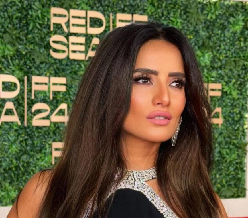 زينة تكشف رهبتها وسعادتها في «بنات الباشا»