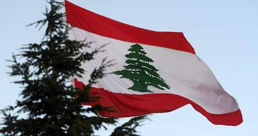 مزيد من المعايدين بالاستقلالمزيد من المعايدين بالاستقلال