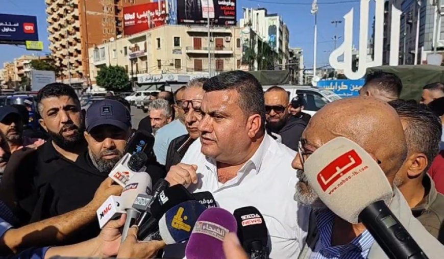 اعتصام تحذيري لاصحاب  الميني باص الشرعي في ساحة النور- طرابلس