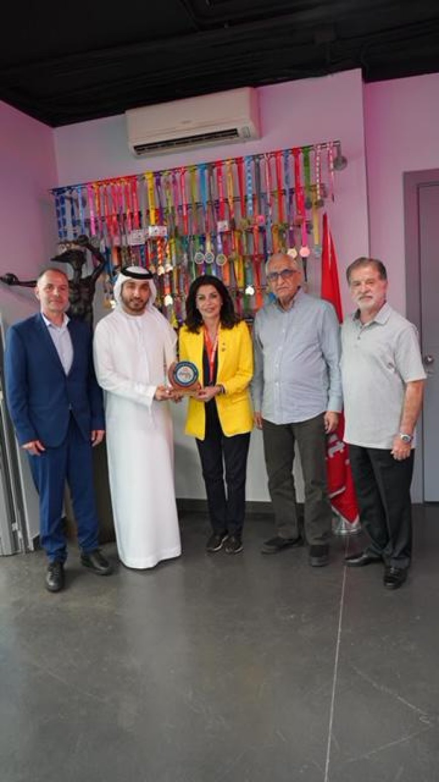 الدوخي وساتويان لتعاون مع جمعية بيروت ماراثون لتعزيز مشاركة فئة الكراسي المتحركة