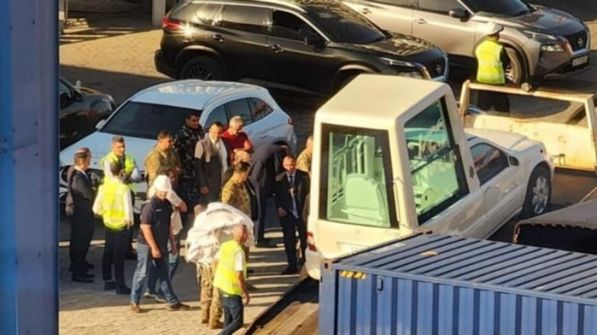 ميزات لسيارة البابا لاوون الرابع عشر