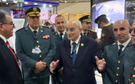 وزير الدفاع ينهي زيارته الى مصر