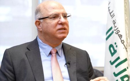 وزير العمل ناقش مع وفدين من نقابة المطاعم والأدلاء السياحيين أوضاع العمال وتطوير القوانين