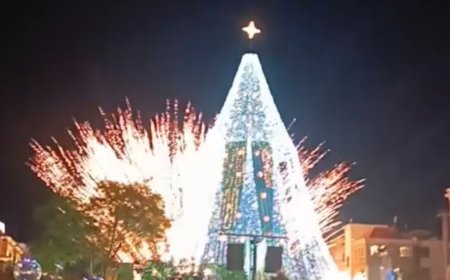 احتفالات ميلادية في جبيل.. والبلدية تضيء المغارة