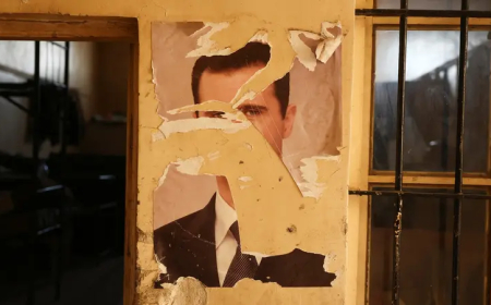 تفاصيل ما قبل سقوط الأسد.. هذا ما كشفه آخر رئيس حكومة