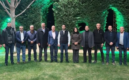 وفد من اتحاد بلديات الغرب والشحّار زار الغريب وبحث معه في معالجة الازدحام المروري عند مستديرة قبرشمون