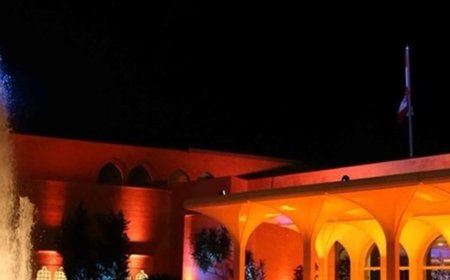 إضاءة شجرة الميلاد في قصر بعبدا