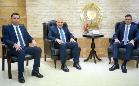 خريش عرض مع طوني فرنجيه تعزيز التعاون واستقبل وفدا من اللجنة الدولية للصليب الأحمر