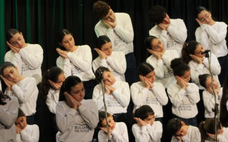 أمسية ميلاديّة لجوقة مدارس بيروت الأرثوذكسيَّة برعاية المطران عودة