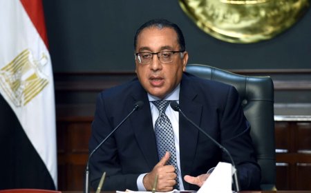 رئيس الحكومة المصرية يحمل إلى لبنان رزمة رسائل ولا يًقدّم «وصفة» جاهزة للحلّ.. القاهرة تحاول إبعاد لبنان عن حافة الهاوية ولو ببطء ريثما تتبلور تسوية المنطقة