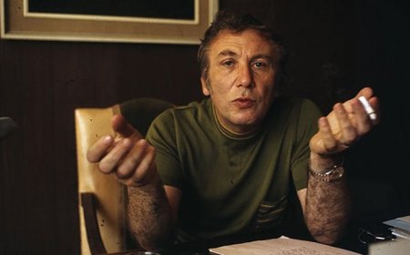 يوم اللغة العربية: كيف صنعت الفصحى مجدها في الأغنية؟