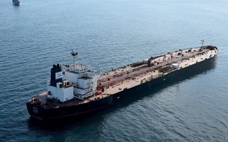 مسيرات  اوكرانية تستهدف ناقلة نفط روسية