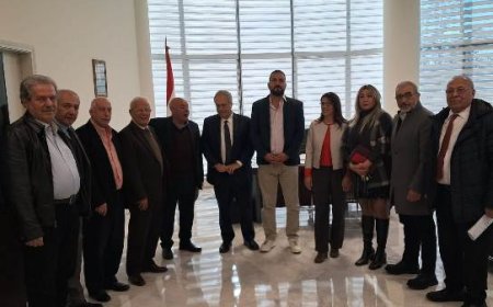 اجتماع رابطة موظفي الإدارة العامة مع متري ومتابعة مطالب تصحيح الأجور