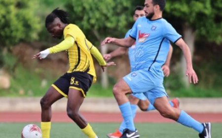 "الساحل" يهزم العهد ويخدم النجمة