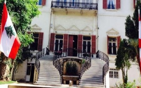 "الخارجية" تحتفل بعيدي الميلاد ورأس السنة