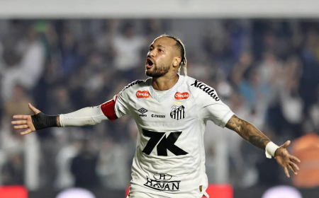 اصابة نيمار.. جراحة في الركبة