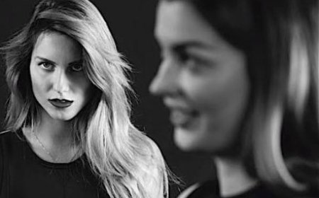 ما الذي يفعله نجاح المرأة بعقول الأخريات؟