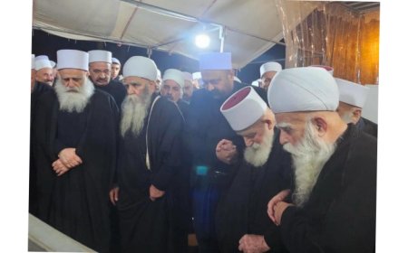 شيخ العقل مهنئاً بالأعياد: للتطلع بأمل ورجاء  من أجل قيام وطننا من كبوته