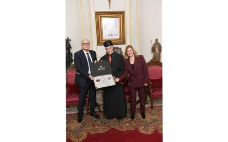 الراعي منح وسام مار مارون للسكرتير الأول لسفارة فرسان مالطا في قبرص فادي رومانوس