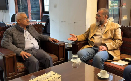 أسامة سعد عرض مع وفد "فتح" أوضاع المخيمات والتقى قدامى "كشافة الجراح"