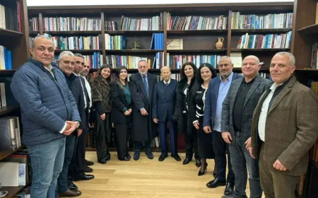 وفد هيئة قضاء جبيل في "الوطني الحر" زار الرئيس ميشال عون معايدا