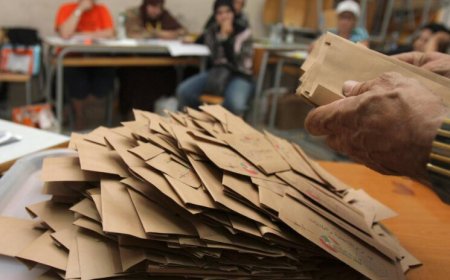 عدة مسارات تتحكم بالمشهد اللبناني.. ومسؤول كبير يكشف المستور