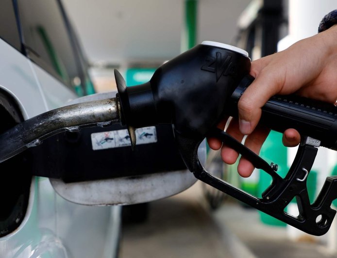 انخفاض كبير في أسعار البنزين والمازوت