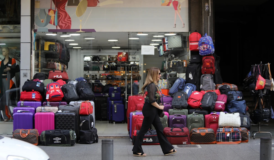 الأسواق في «كوما»... والحكومة أيضاً