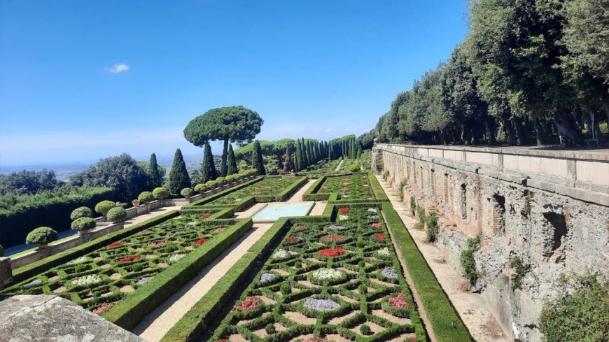 "قوة النساء: حافظات السلام ومهندسات المستقبل" في "كن مسبحا"