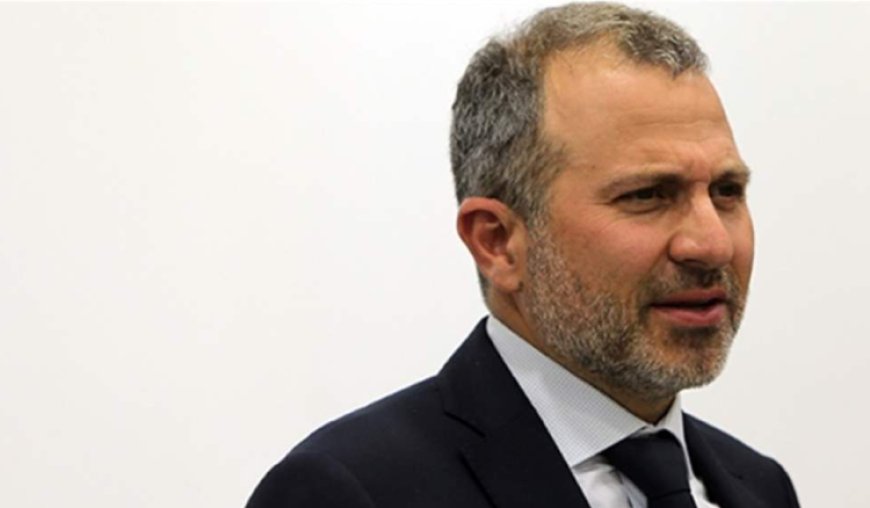 باسيل: بين دعوة البابا اللبنانيين للسلام والعيش معًا وبين تهديد جعجع بقطع الرؤوس أيها اللبنانيون ماذا تختارون؟