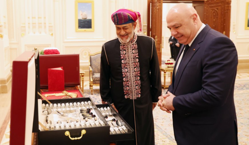 سلطان عمان اقام مأدبة عشاء على شرف الرئيس عون ومنحه وسام عمان العسكري من الدرجة الاولى