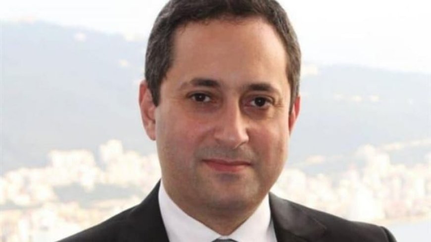 رفع قرار منع السفر عن القاضي البيطار