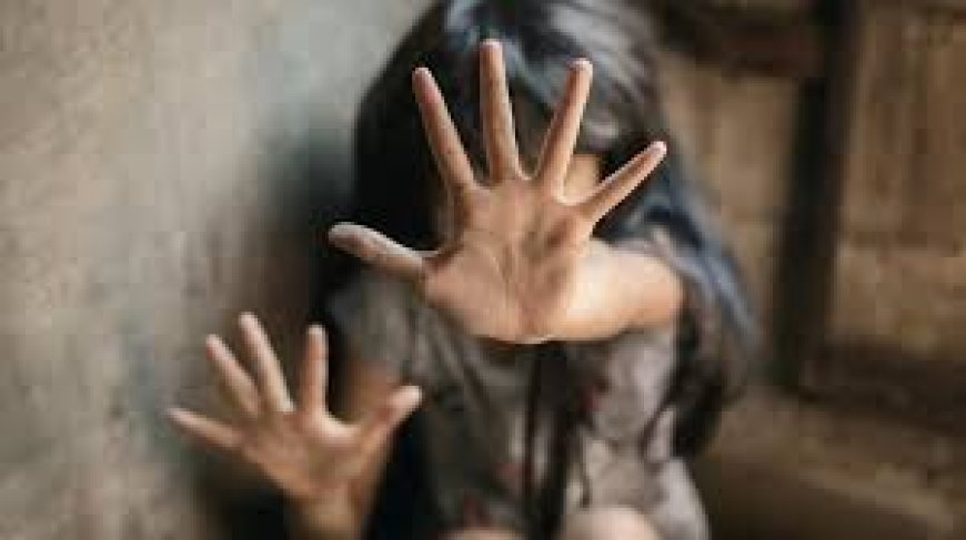 استدرج قاصر إلى منزله ومارس معها أعمال منافية للحشمة.. ابن الـ 55 بقبضة الأمن