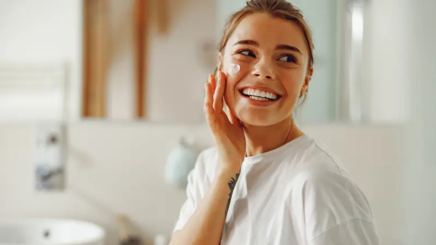 المكونات الأفضل للمحافظة على تجدد البشرة