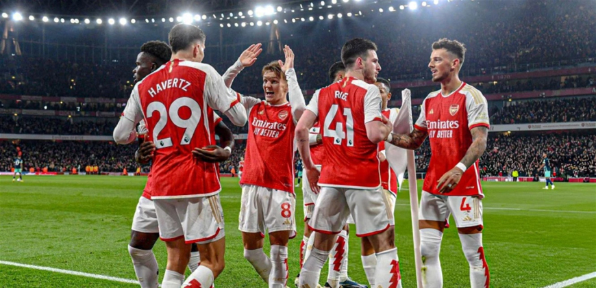 الأرسنال يعود لسكة الانتصارات.. وينجو من التعادل
