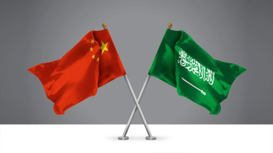 تفاهم صيني–سعودي لتعزيز التشاور حول قضايا الشرق الأوسط والعالم